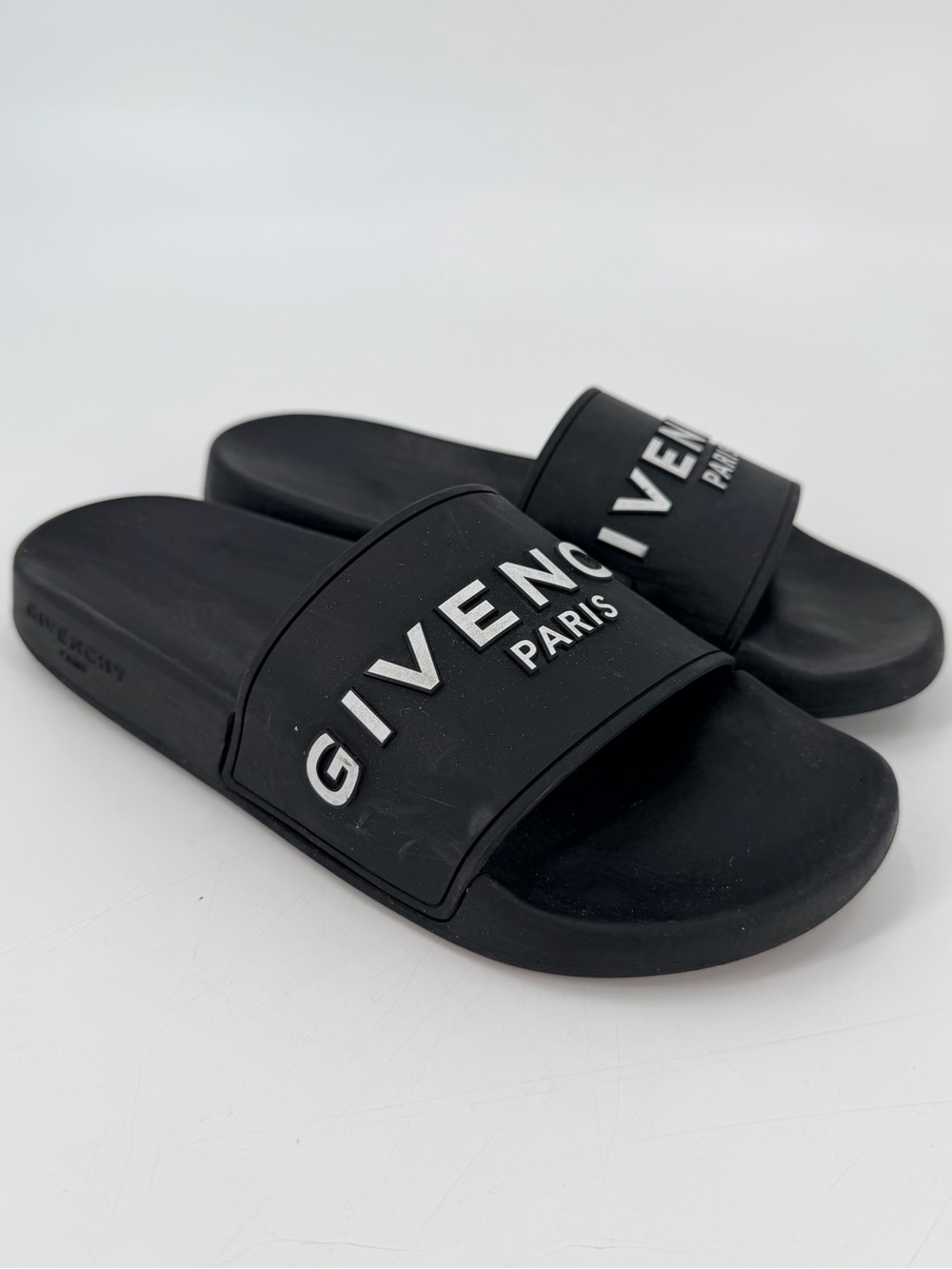 Givenchy Black Logo Pool Slides 40 FLAWS